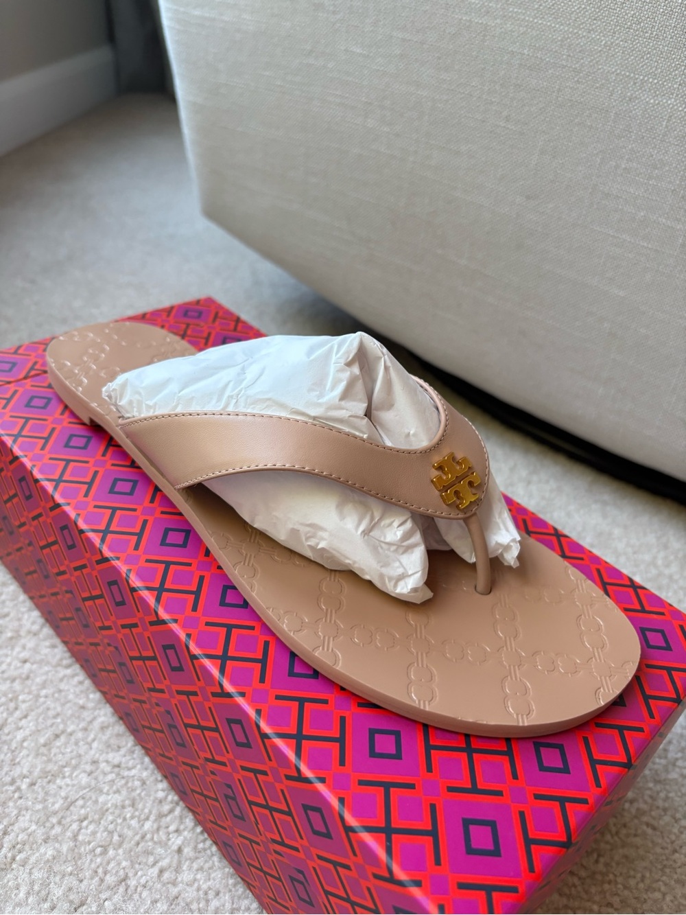 BNIB Tory Burch Nude Logo Thong Sandal - Womens